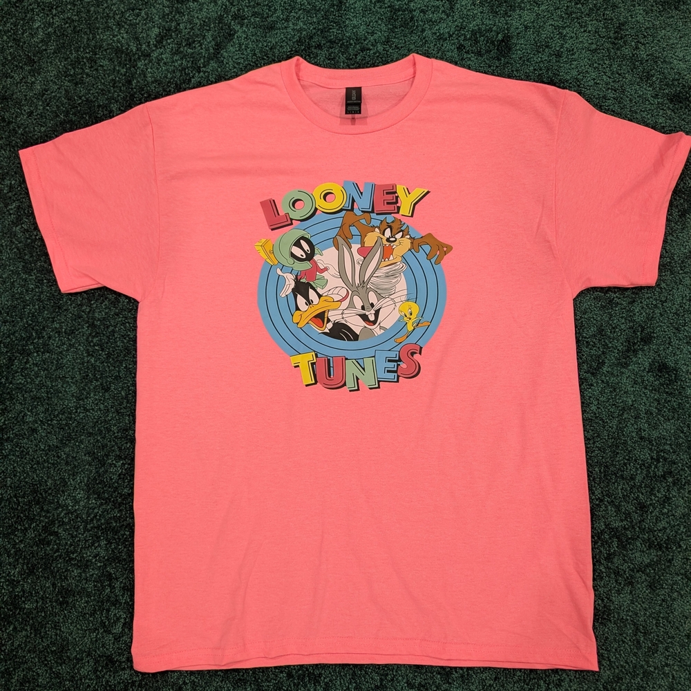 NWOT: Looney Tunes Pink Graphic T-Shirt